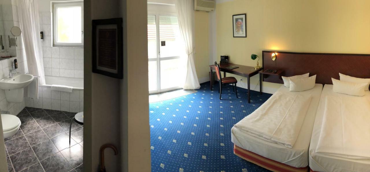 הלברגמוס Regentpark Hotel Munich Airport מראה חיצוני תמונה